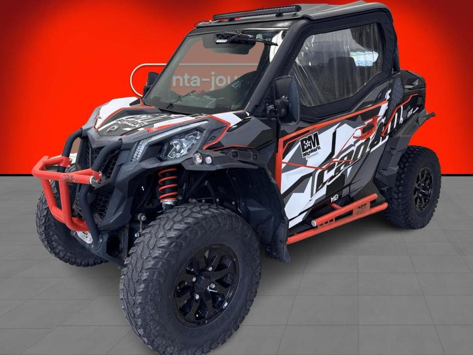 CAN-AM Maverick 2021