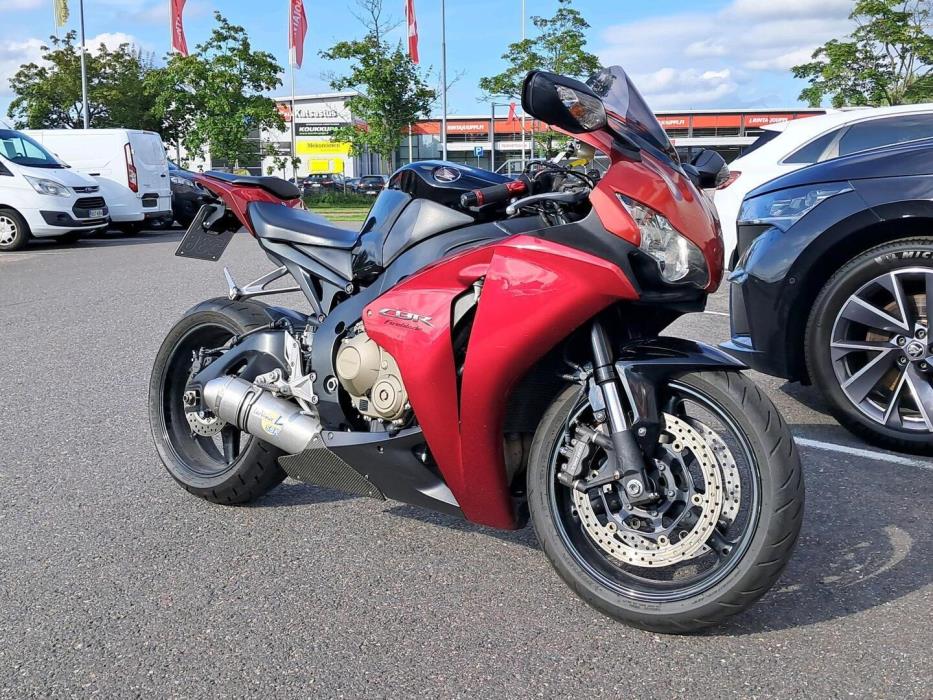 HONDA CBR 2009