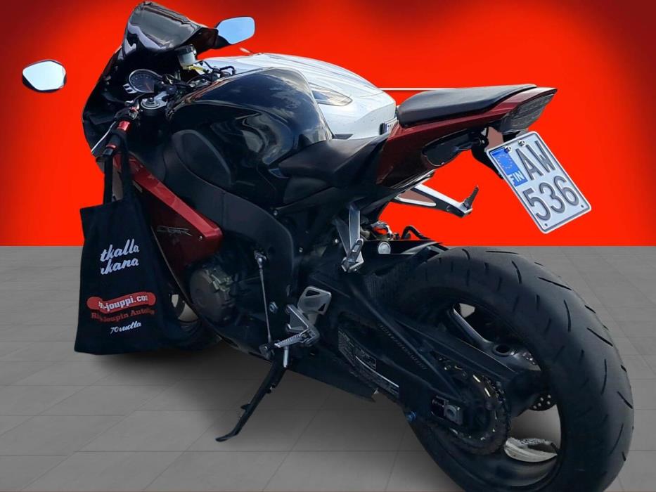 HONDA CBR 2009
