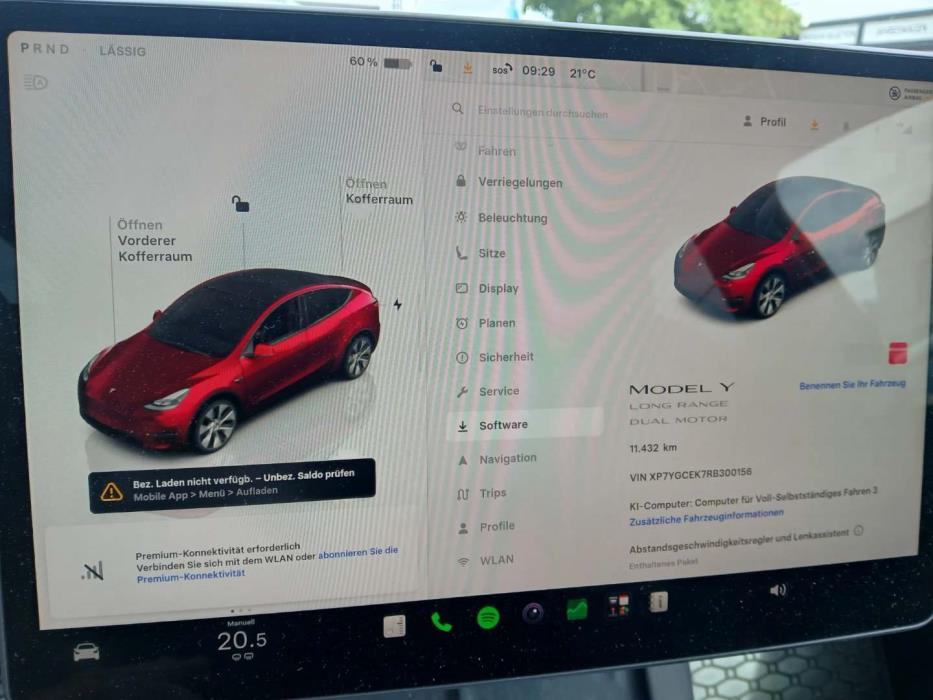 TESLA MODEL Y 2024