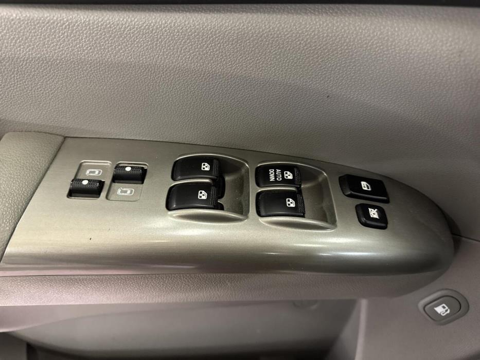 KIA Carnival 2010