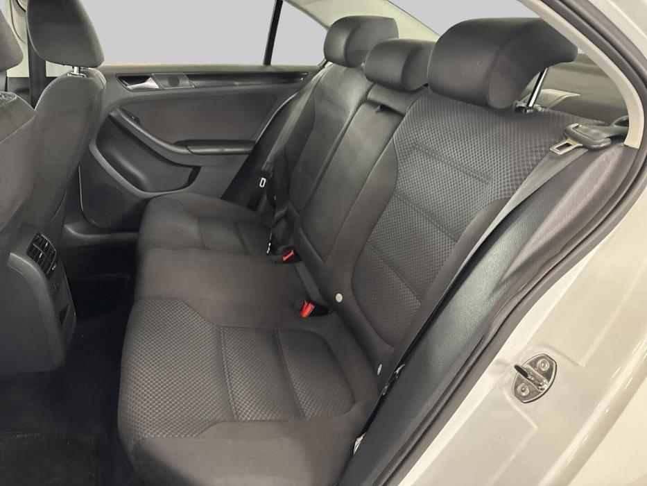 VOLKSWAGEN Jetta 2014