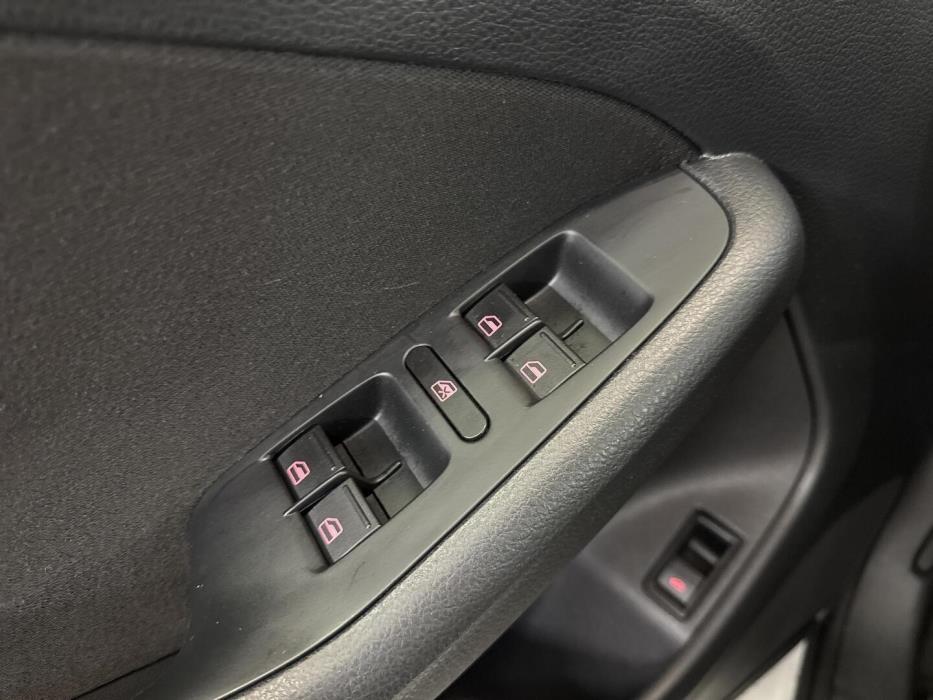 VOLKSWAGEN Jetta 2014