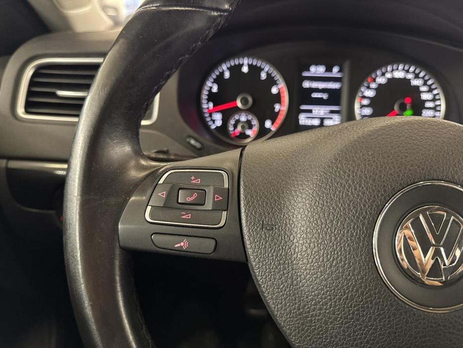 VOLKSWAGEN Jetta 2014