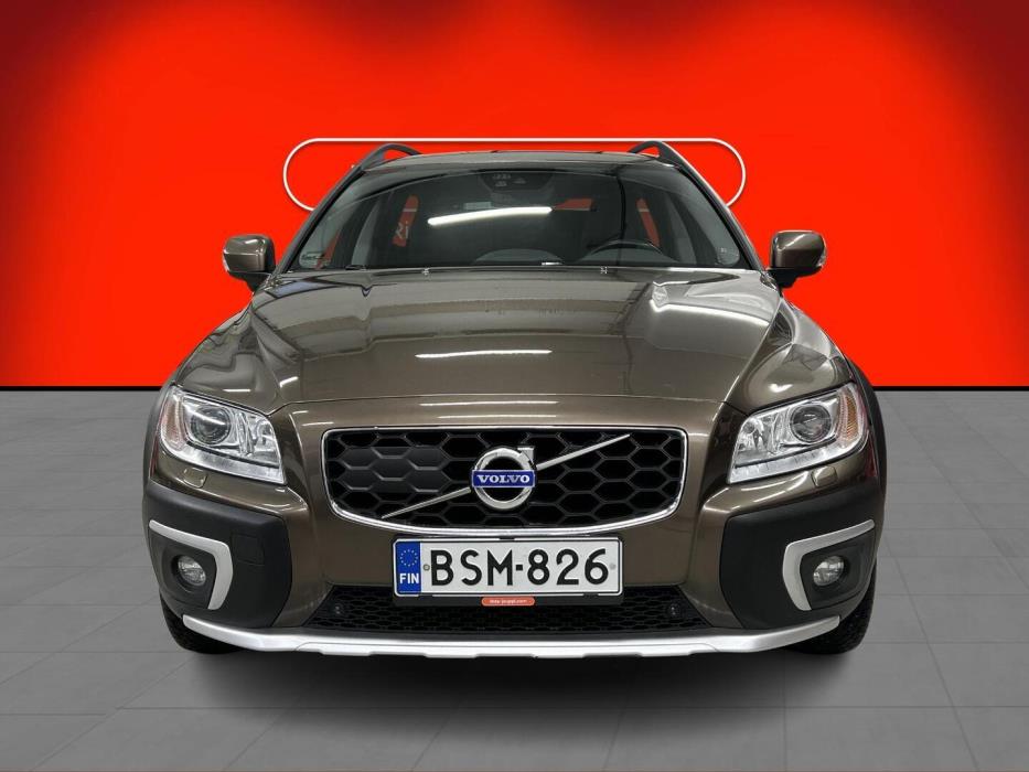 VOLVO XC70 2015