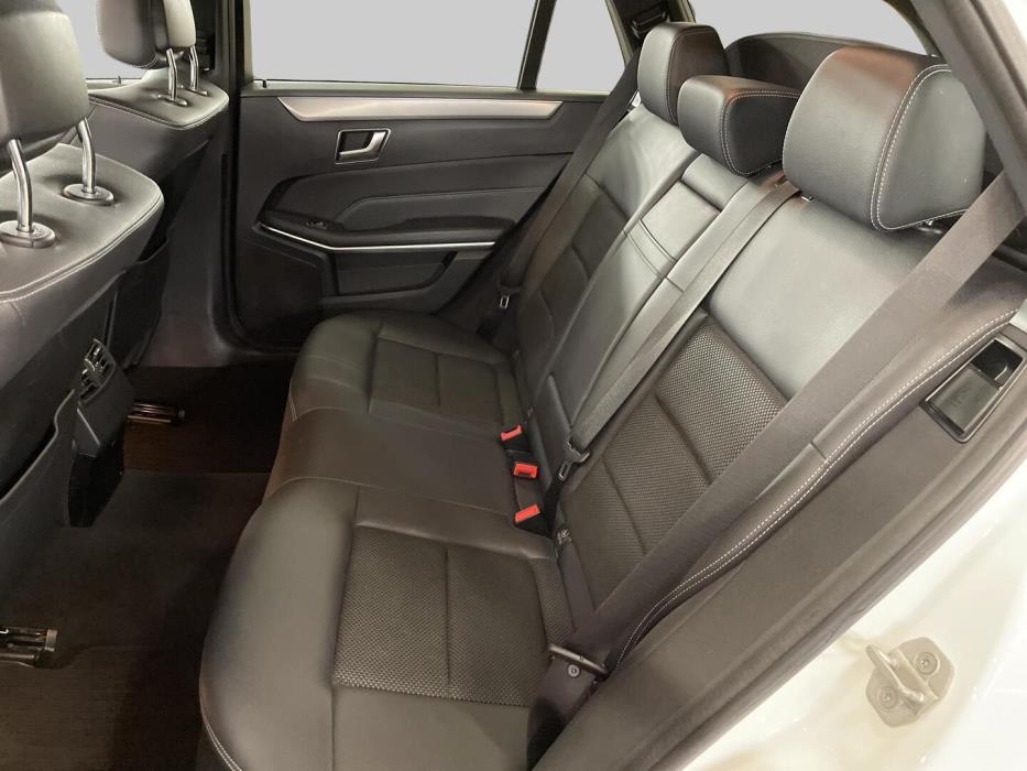 MERCEDES-BENZ E 2015
