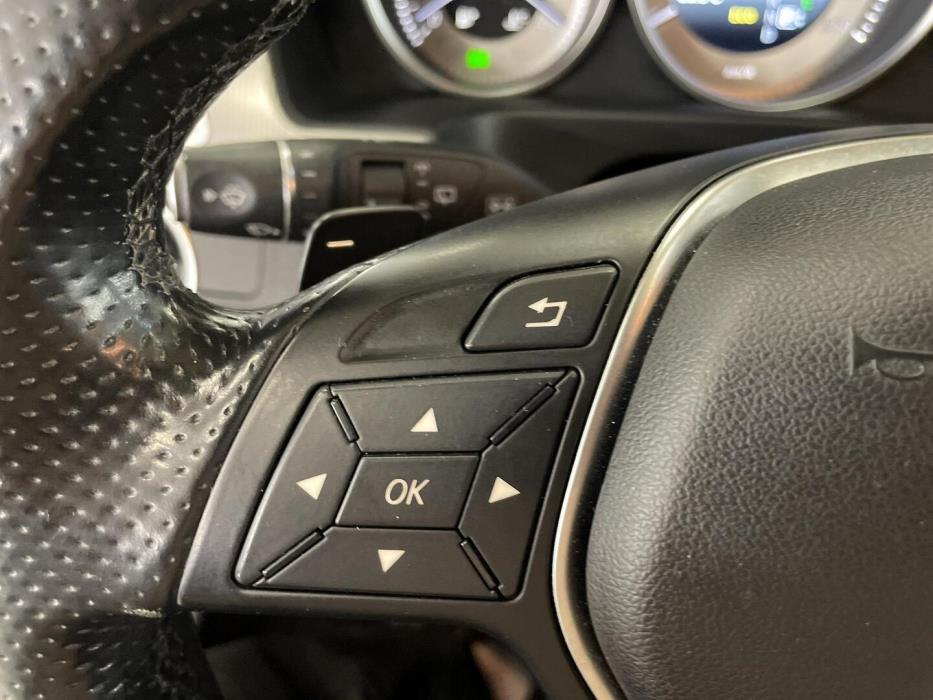MERCEDES-BENZ E 2015
