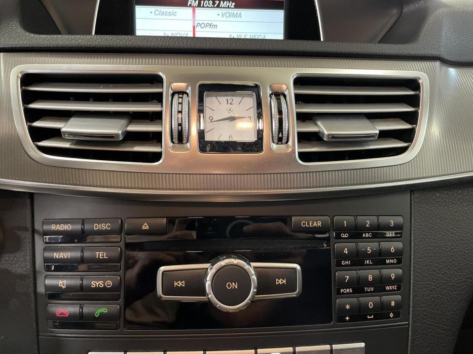 MERCEDES-BENZ E 2015