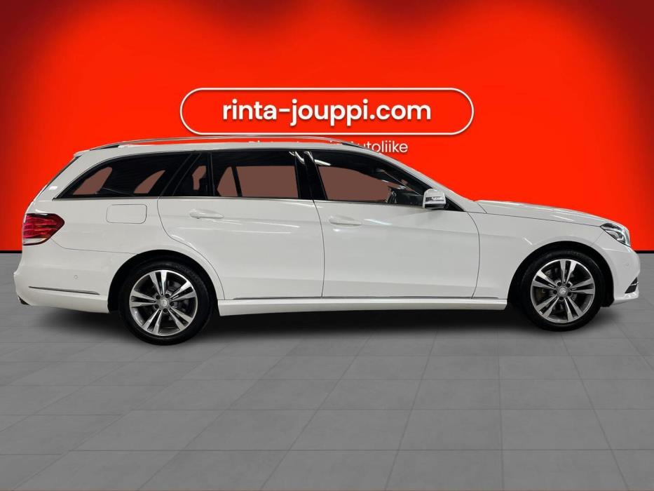 MERCEDES-BENZ E 2015