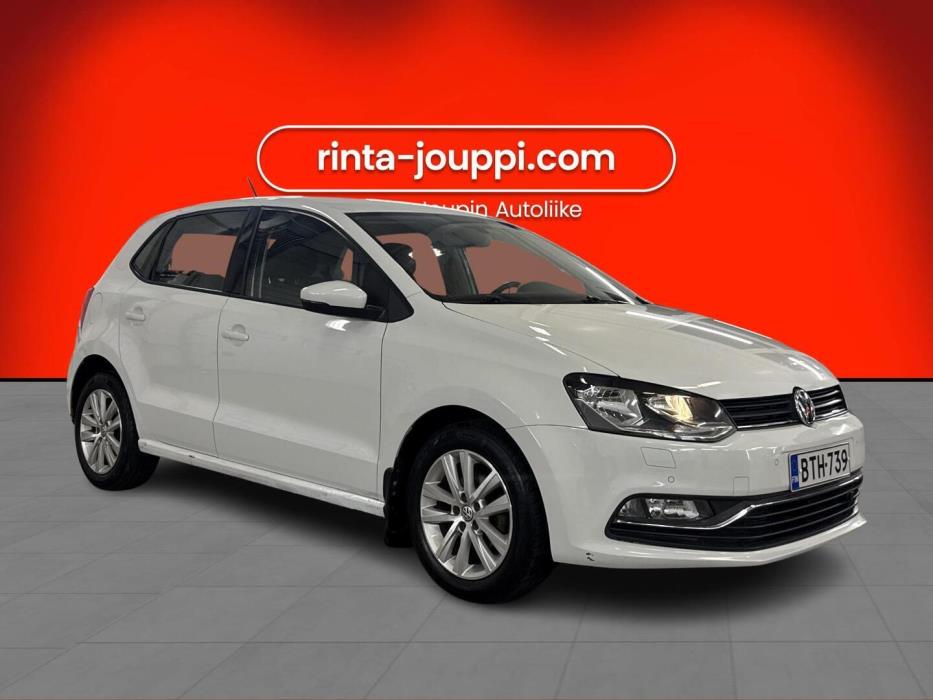 VOLKSWAGEN Polo 2015