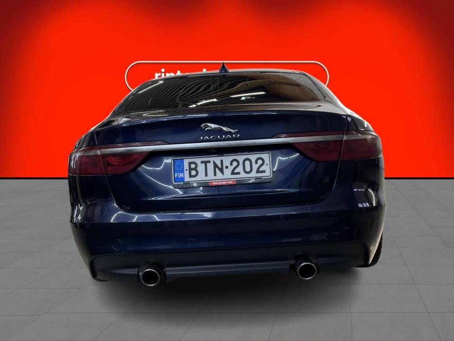 JAGUAR XF 2016