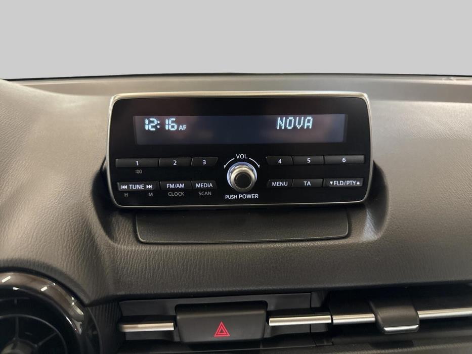 MAZDA 2 2019