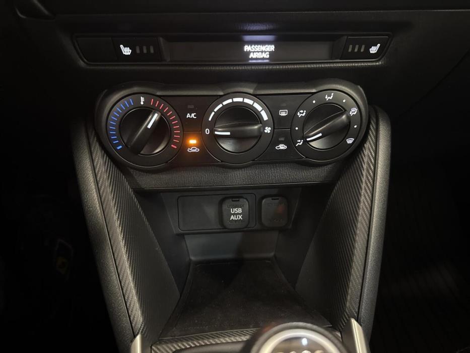 MAZDA 2 2019