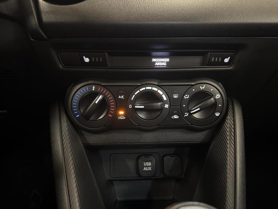 MAZDA 2 2019