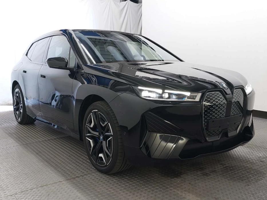 BMW IX M60 2023