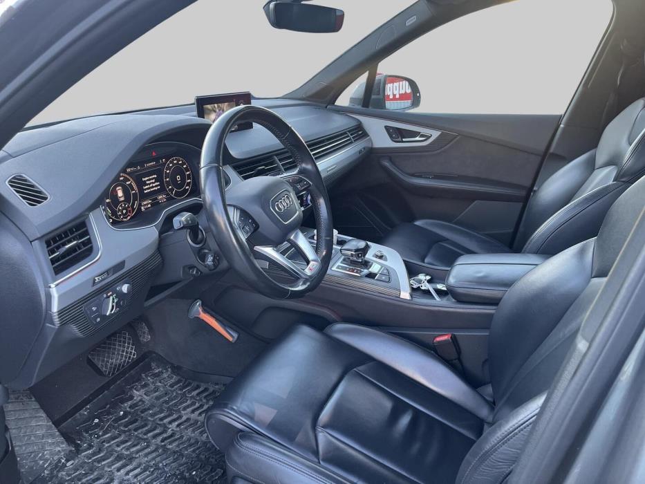 AUDI Q7 2016