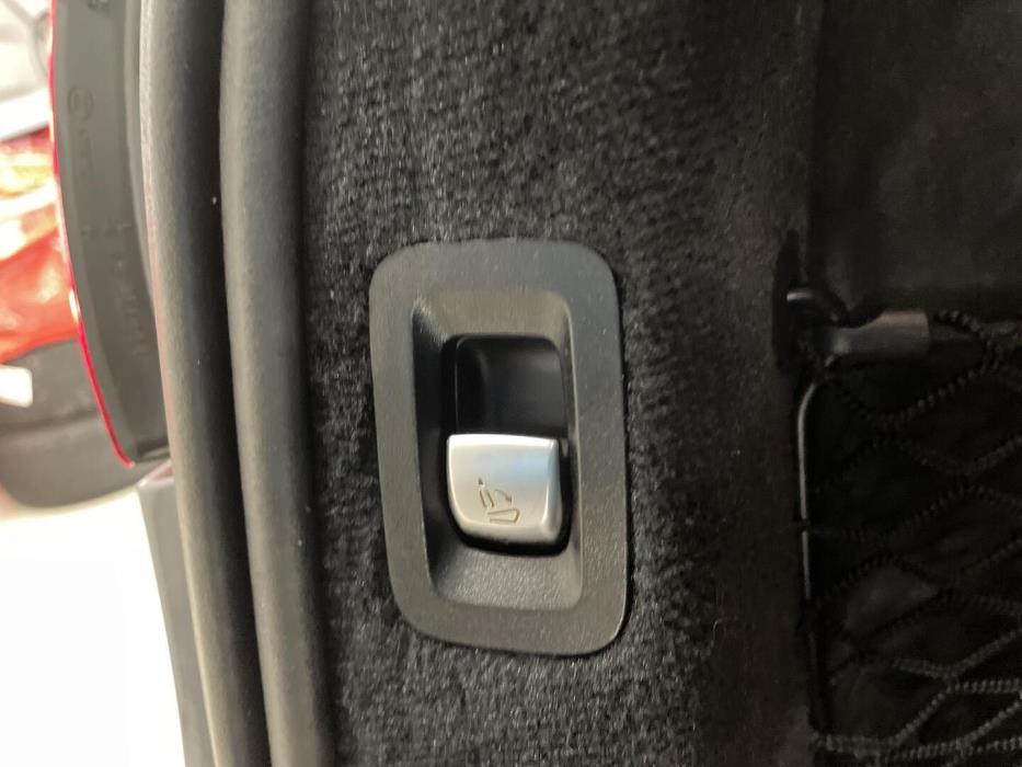 MERCEDES-BENZ C 2017