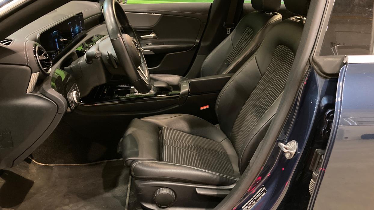 MERCEDES-BENZ CLA 2023
