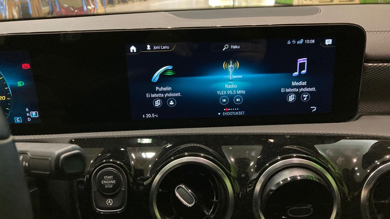 MERCEDES-BENZ CLA 2023
