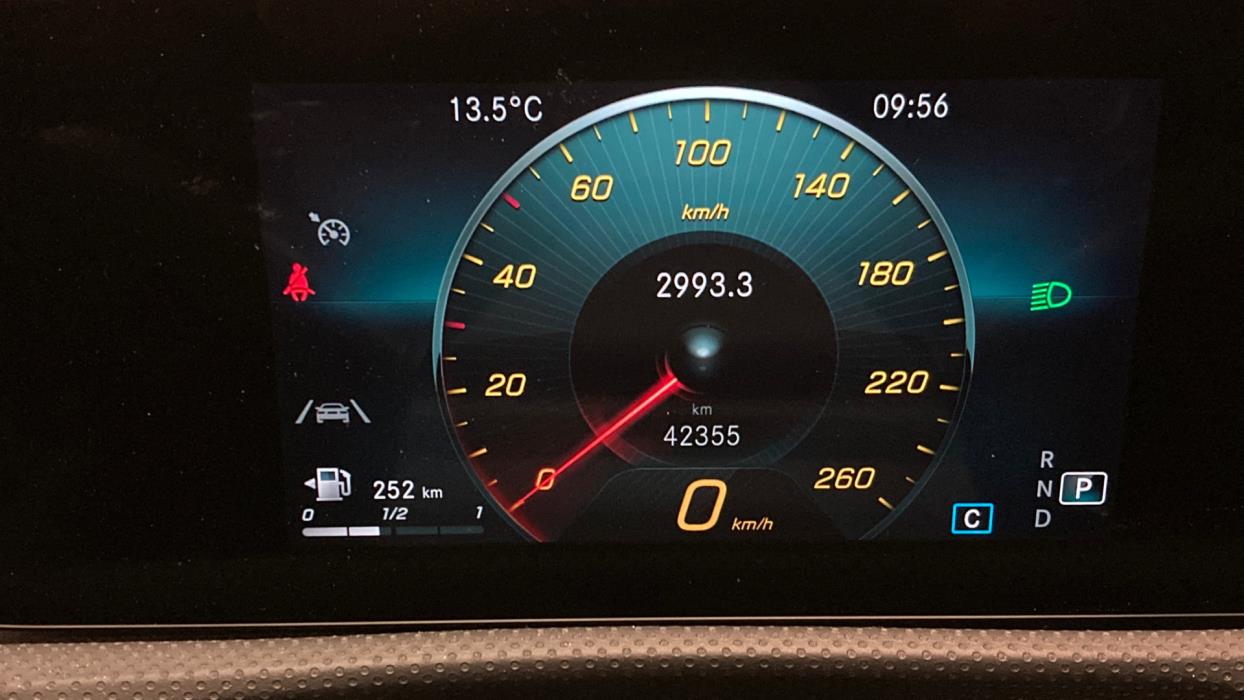 MERCEDES-BENZ CLA 2023