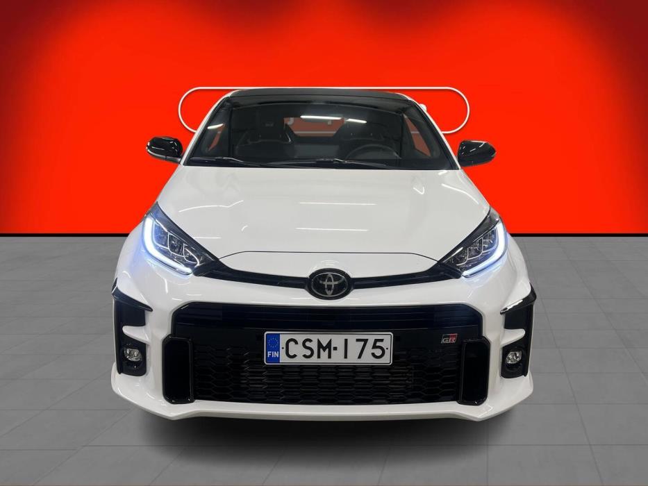 TOYOTA GR Yaris 2021