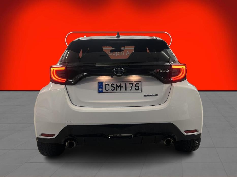 TOYOTA GR Yaris 2021