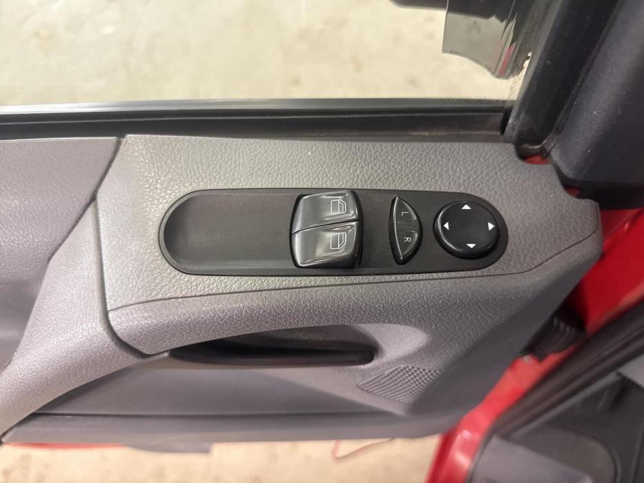 MERCEDES-BENZ Vito 2011