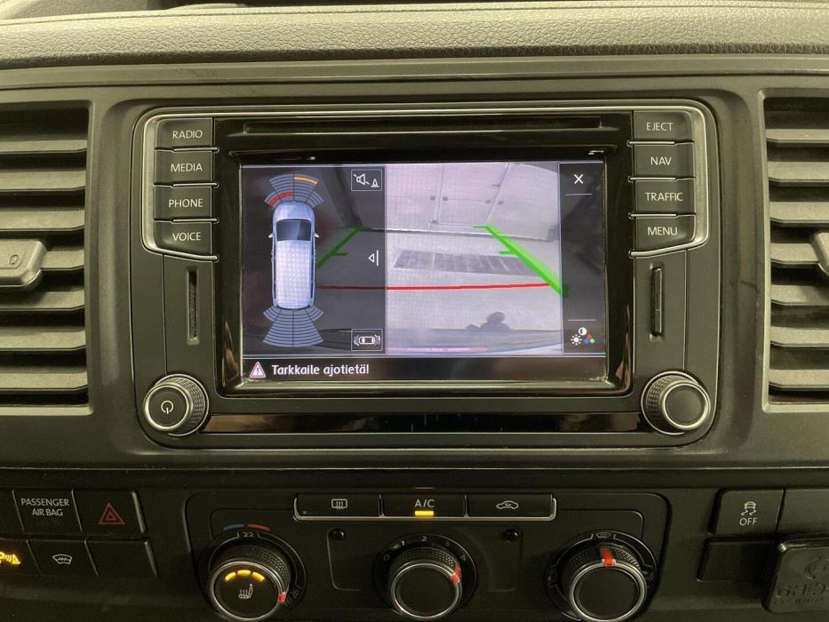 VOLKSWAGEN Transporter 2016