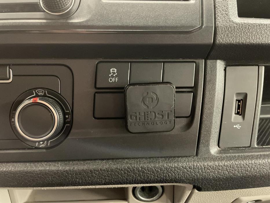 VOLKSWAGEN Transporter 2016