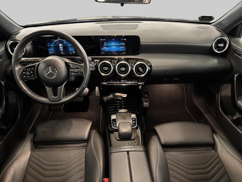 MERCEDES-BENZ A 2019