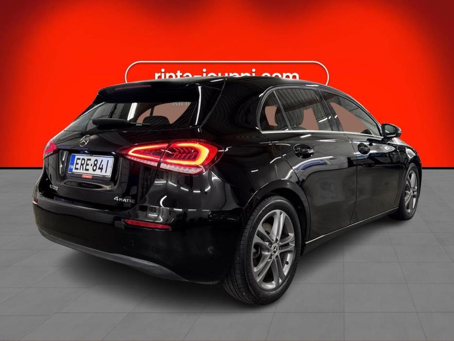 MERCEDES-BENZ A 2019
