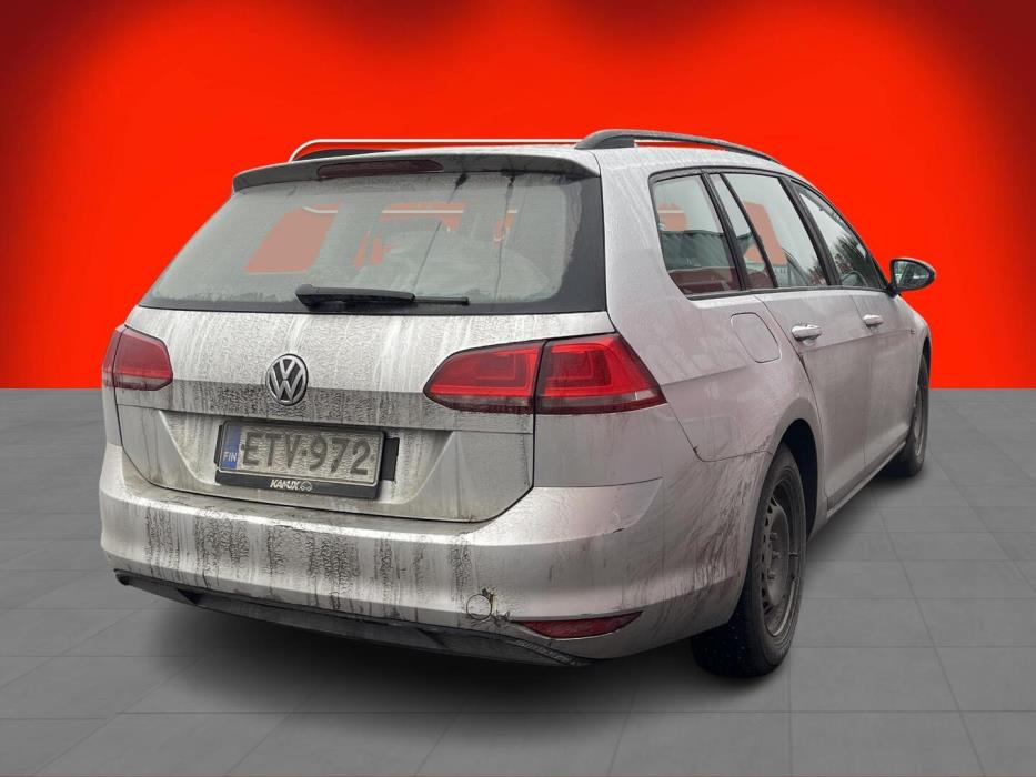 VOLKSWAGEN Golf 2015