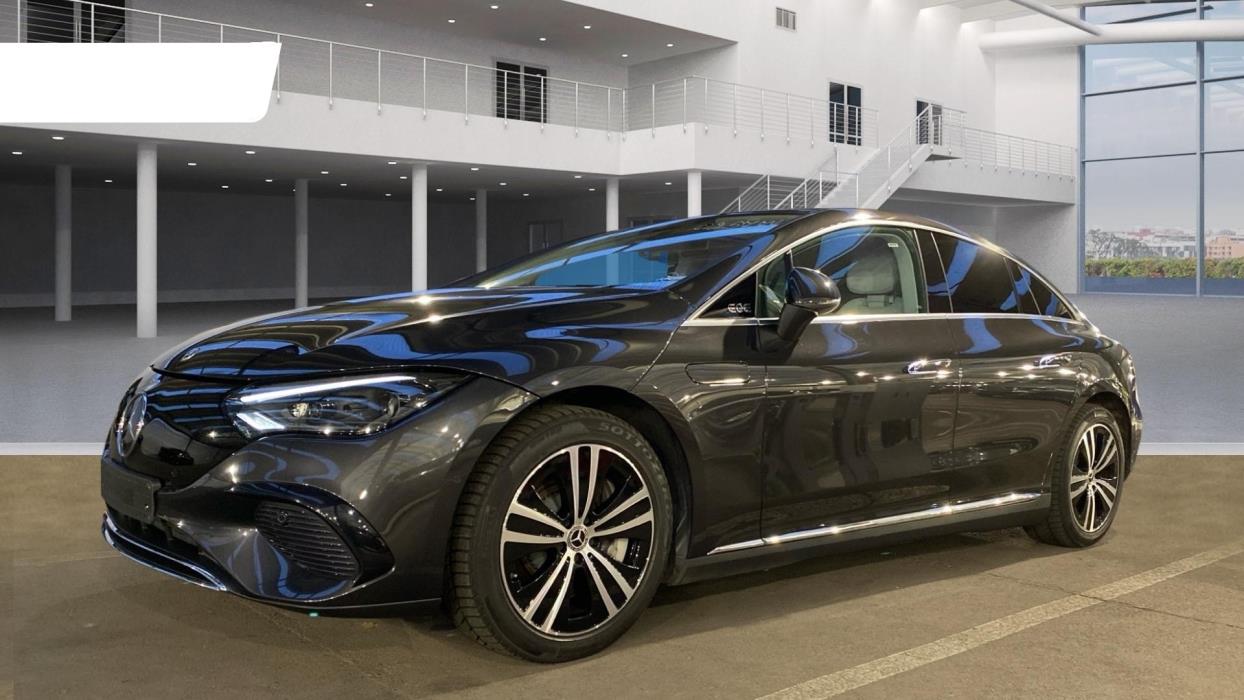 MERCEDES-BENZ EQE 2023