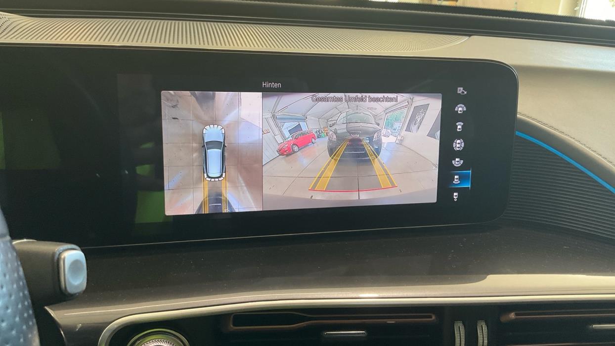 MERCEDES-BENZ EQC 2022