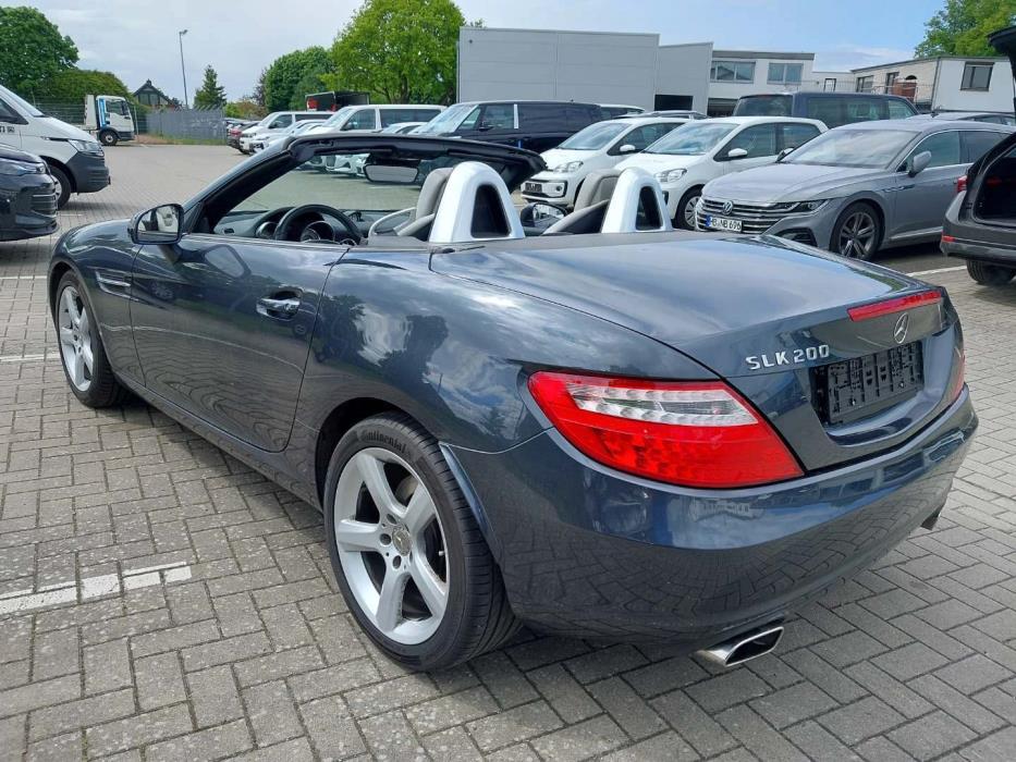 MERCEDES-BENZ SLK 2012