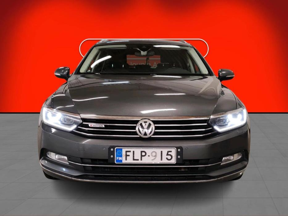 VOLKSWAGEN Passat 2015