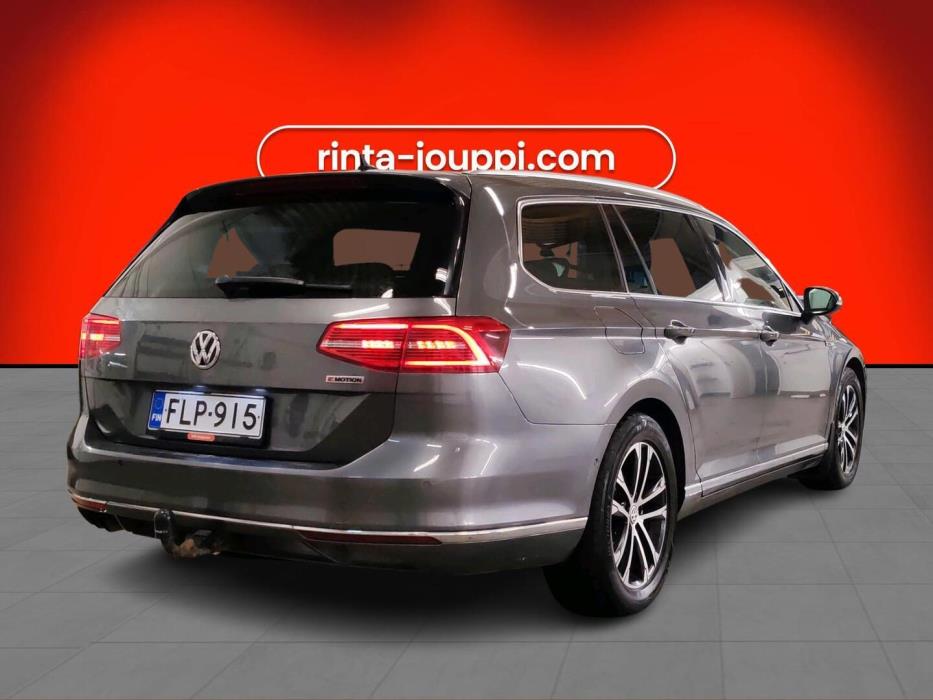VOLKSWAGEN Passat 2015