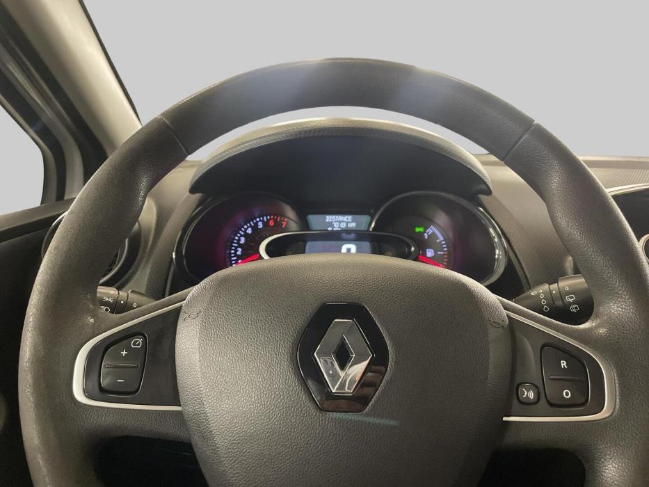 RENAULT Clio 2016