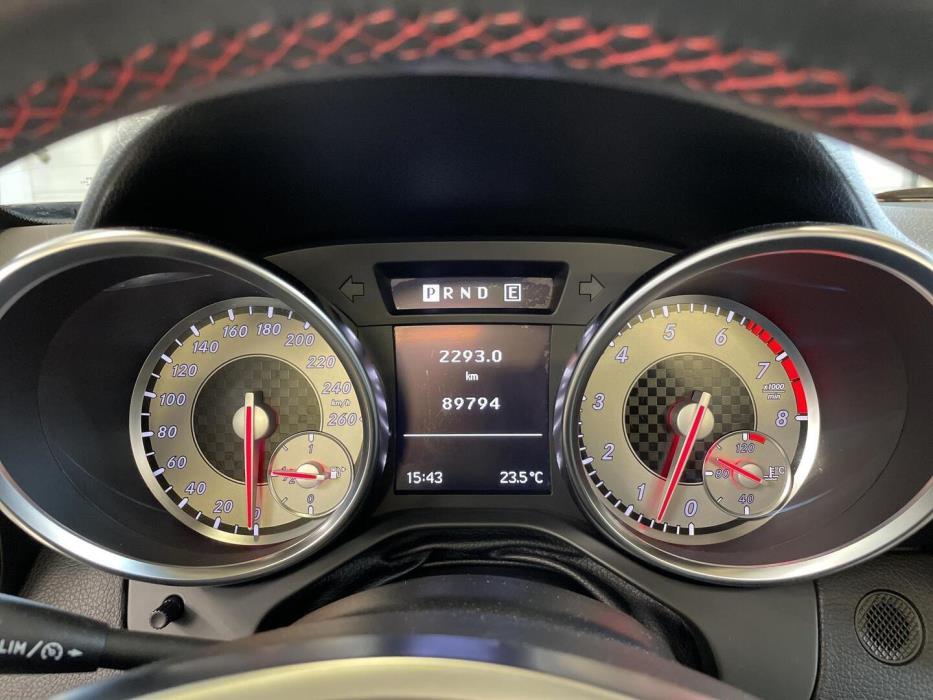 MERCEDES-BENZ SLK 2011