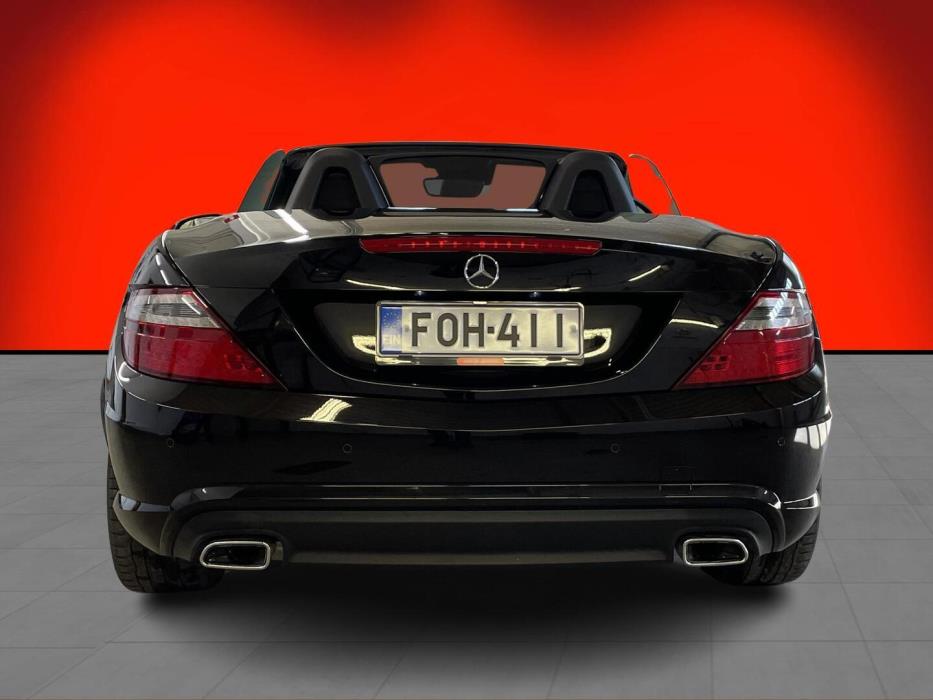 MERCEDES-BENZ SLK 2011