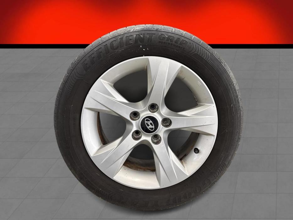 HYUNDAI i40 2012