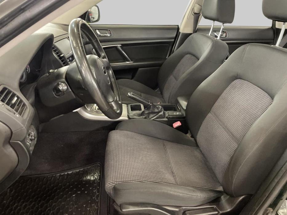 SUBARU Legacy 2004