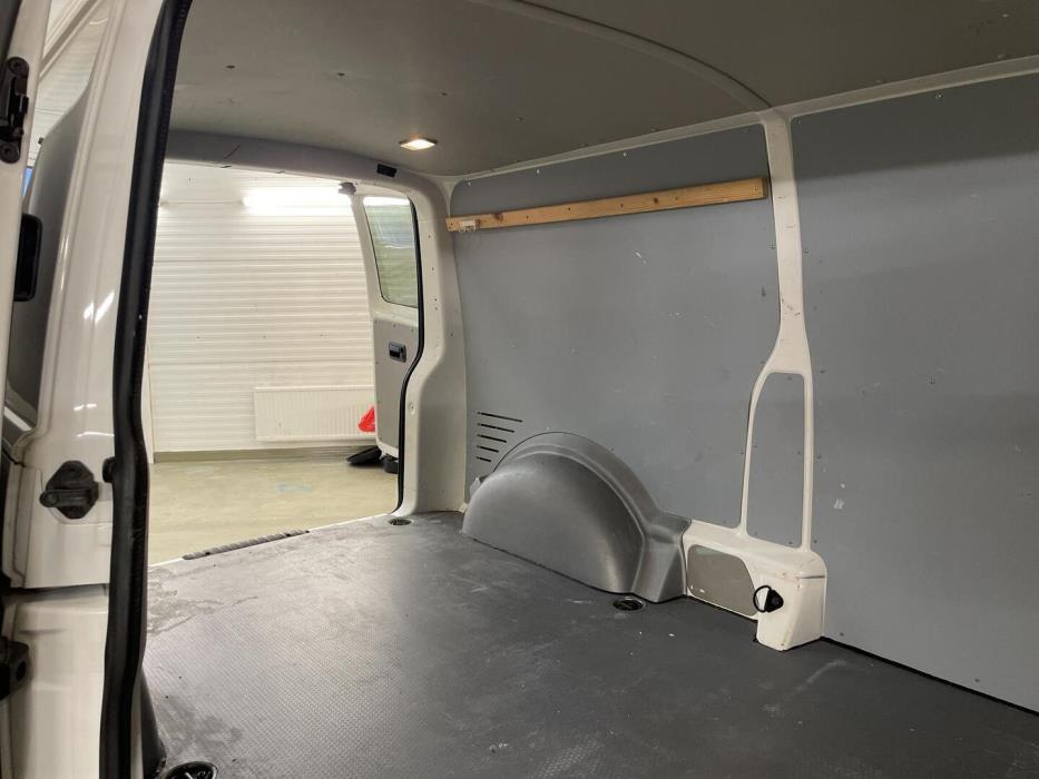 VOLKSWAGEN Transporter 2019