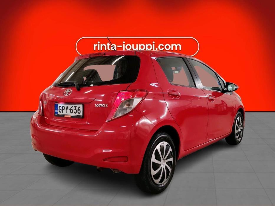 TOYOTA Yaris 2014