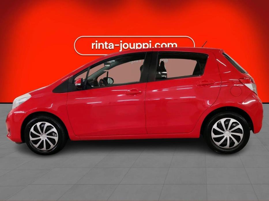 TOYOTA Yaris 2014