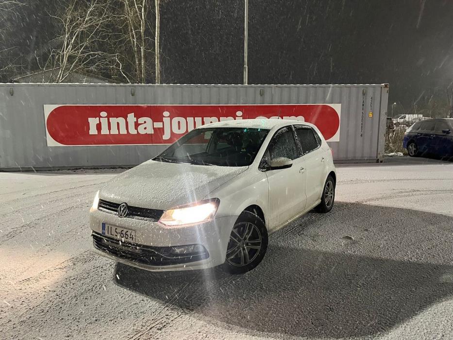 VOLKSWAGEN Polo 2014