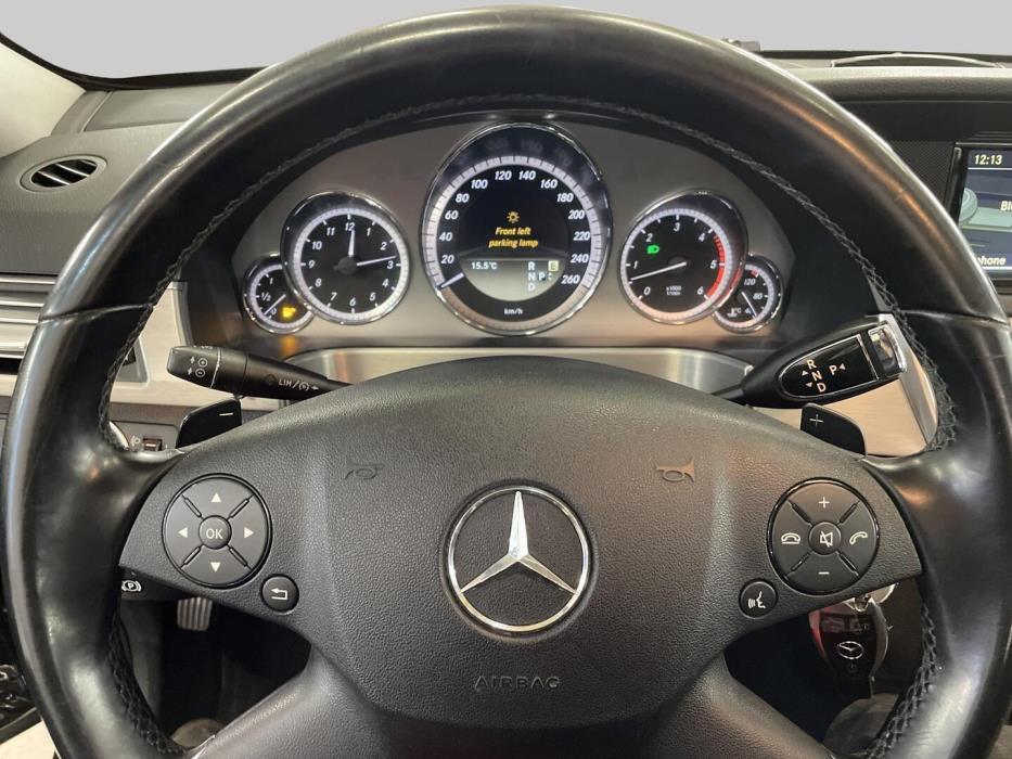 MERCEDES-BENZ E 2011