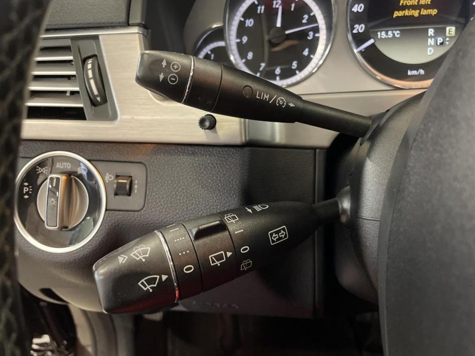 MERCEDES-BENZ E 2011