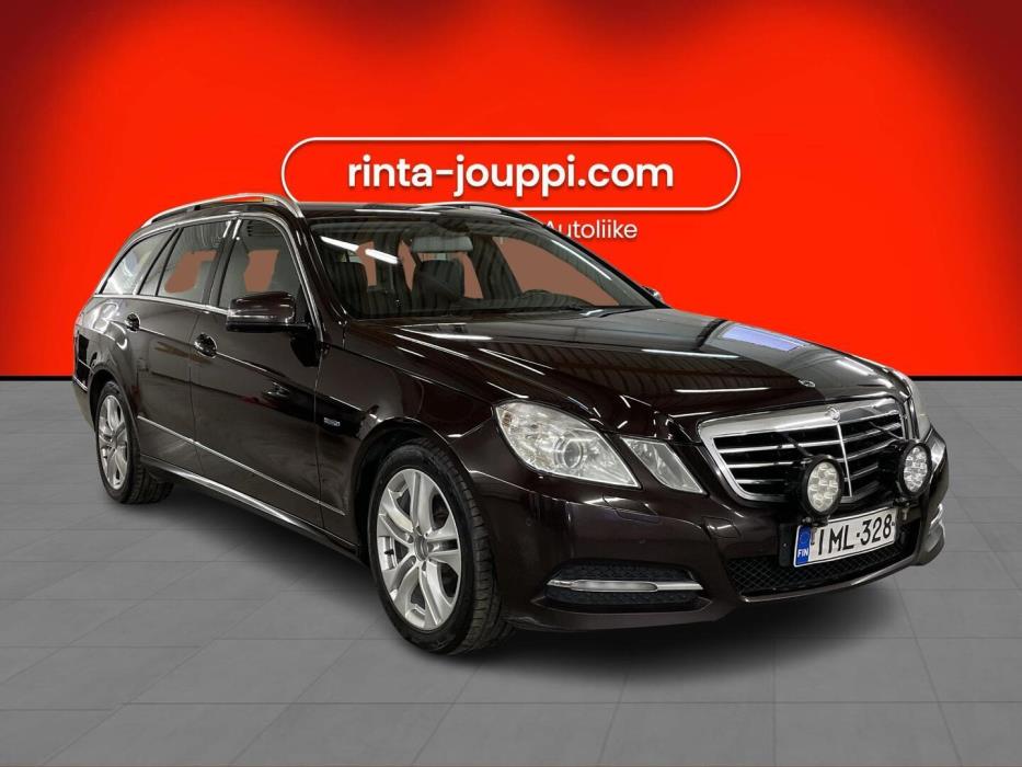 MERCEDES-BENZ E 2011