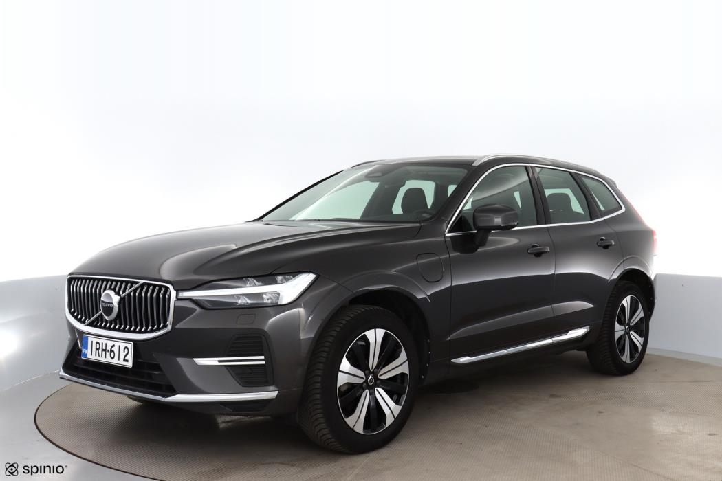 VOLVO XC60 2023